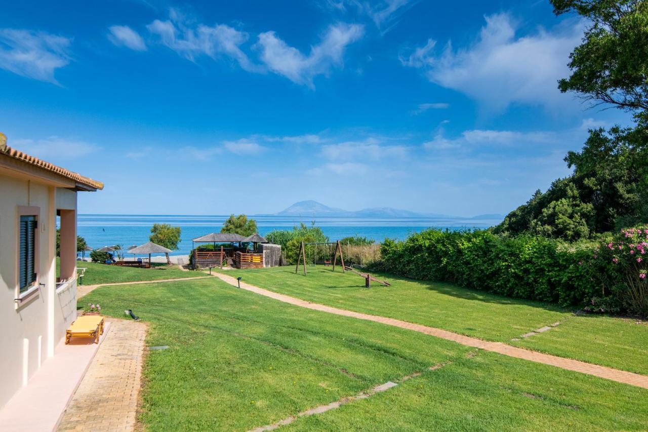 Analipsi Beach Front Villas Kástro Tornéze Eksteriør bilde