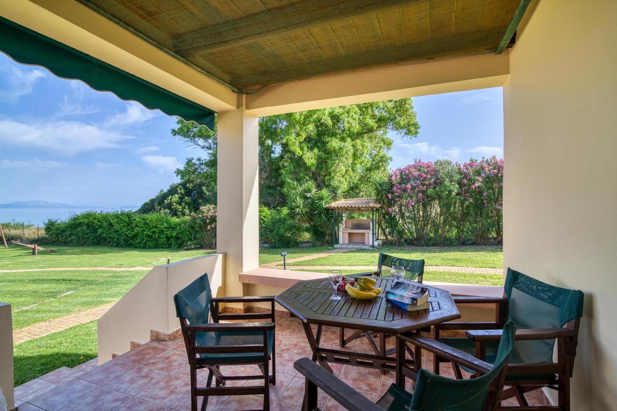 Analipsi Beach Front Villas Kástro Tornéze Eksteriør bilde